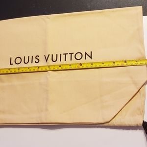 🆕️ Louis Vuitton Drawstring Dust Bag